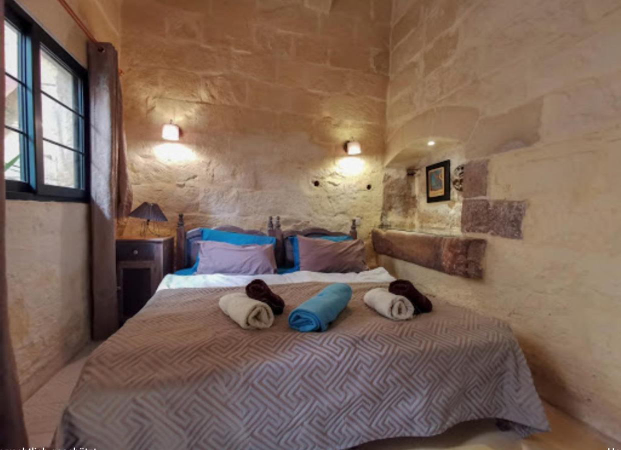 Peaceful Farmhouse Stay With Cozy Yard Għarb Buitenkant foto