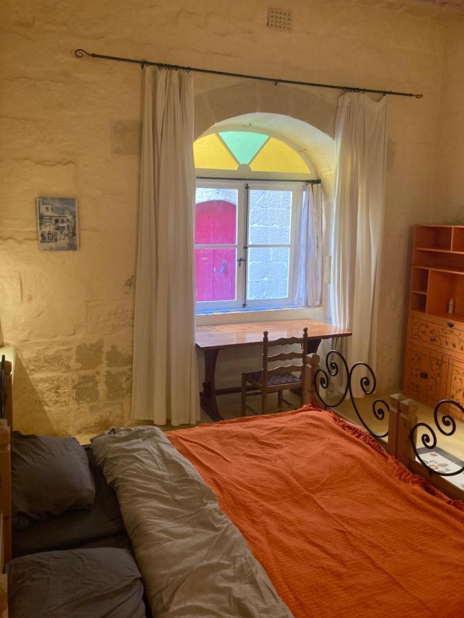 Peaceful Farmhouse Stay With Cozy Yard Għarb Buitenkant foto