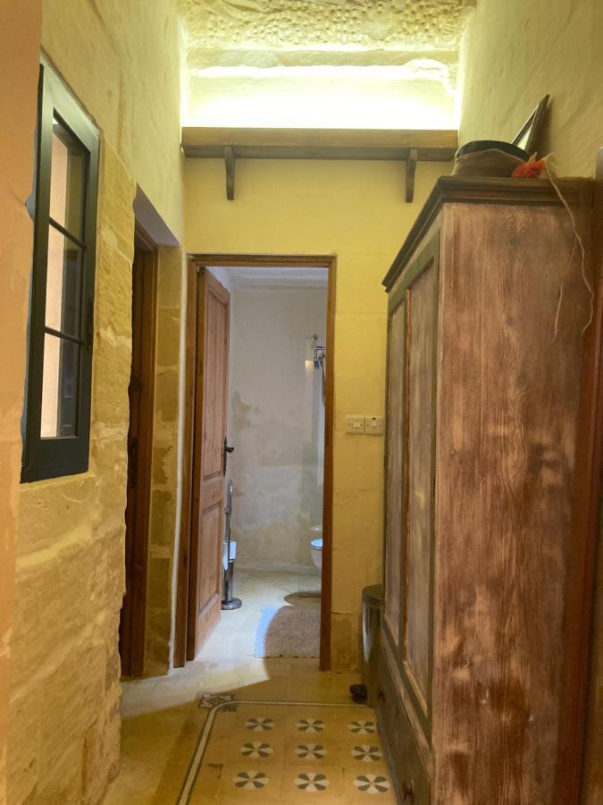 Peaceful Farmhouse Stay With Cozy Yard Għarb Buitenkant foto