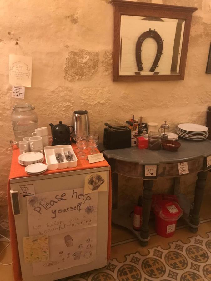 Peaceful Farmhouse Stay With Cozy Yard Għarb Buitenkant foto